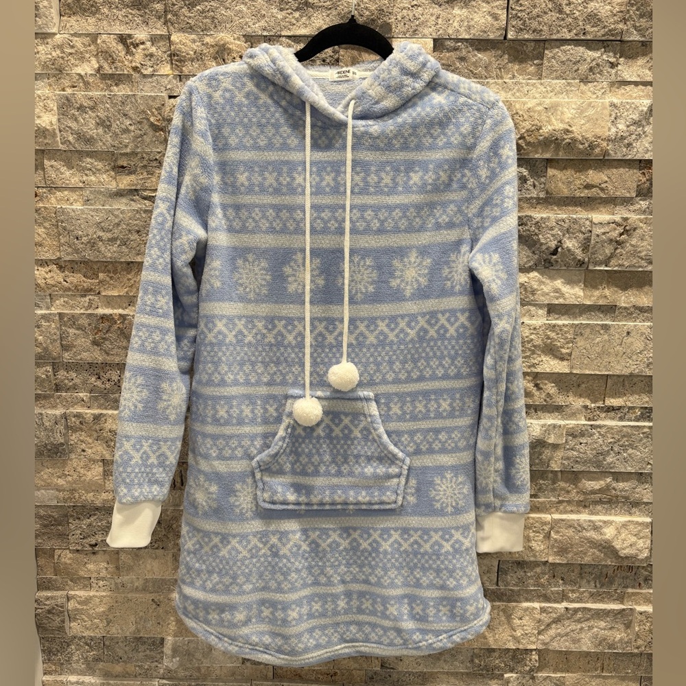 Ardene Light Blue Fuzzy Hoodie, size xs, like new